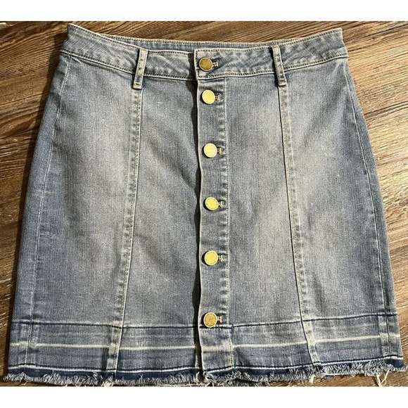 Articles of Society Dresses & Skirts - Articles Of Society Full Button Denim Mini Skirt Size 26 VGUC